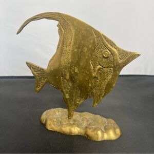 Vintage TROPICAL ANGEL FISH BRASS SCULPTURE STATUE MADE IN KOREA MCM